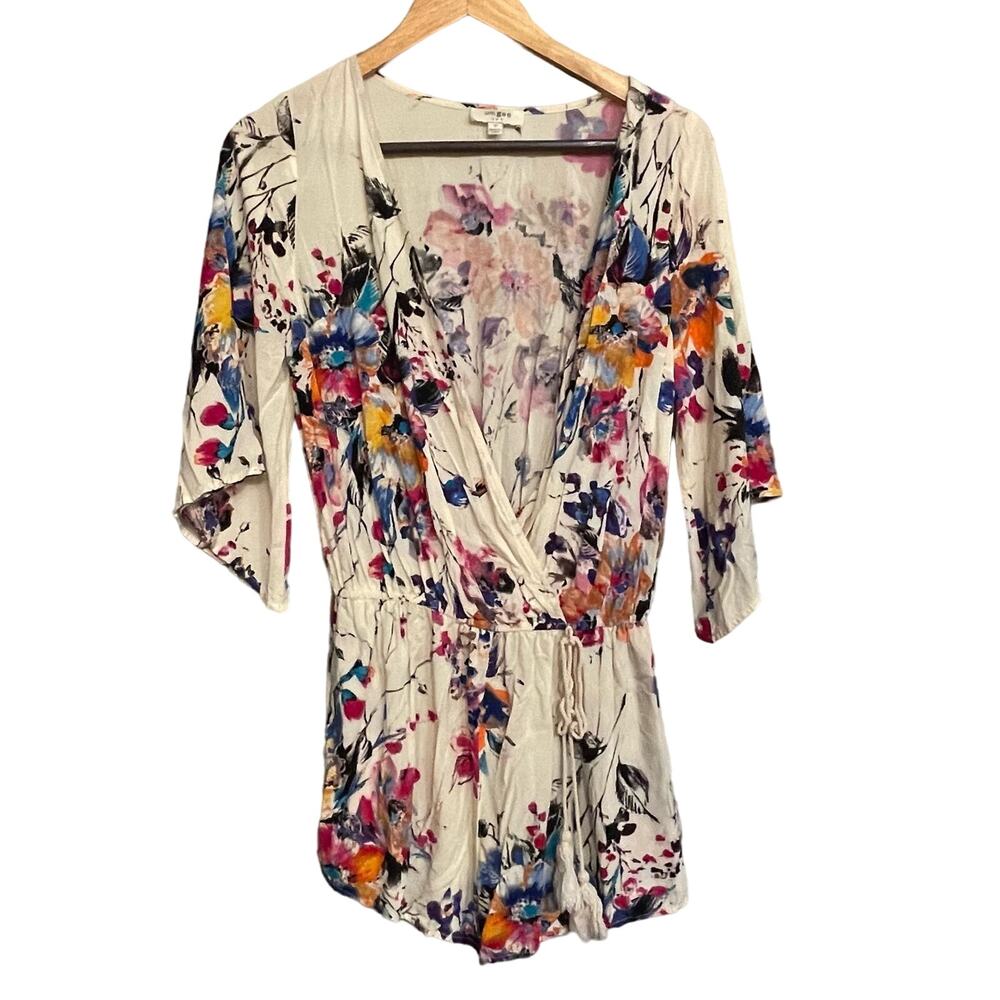Umgee Romper Shorts Floral Print Boho Vacation‎ Cruise Size Small Pockets V Neck